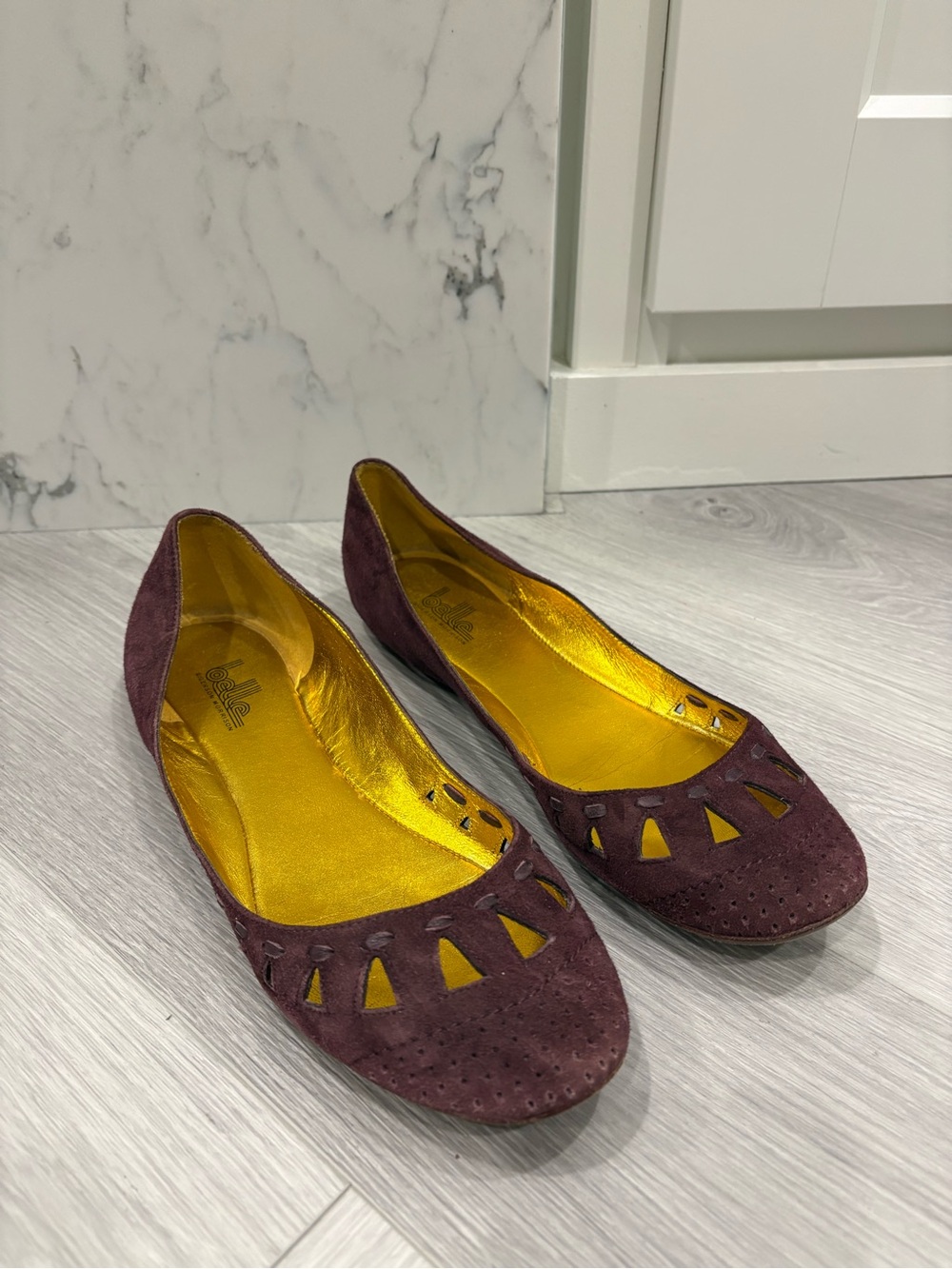 Sigerson Morrison Belle Women’s Burgundy Suede Cutout Slip-On Flats